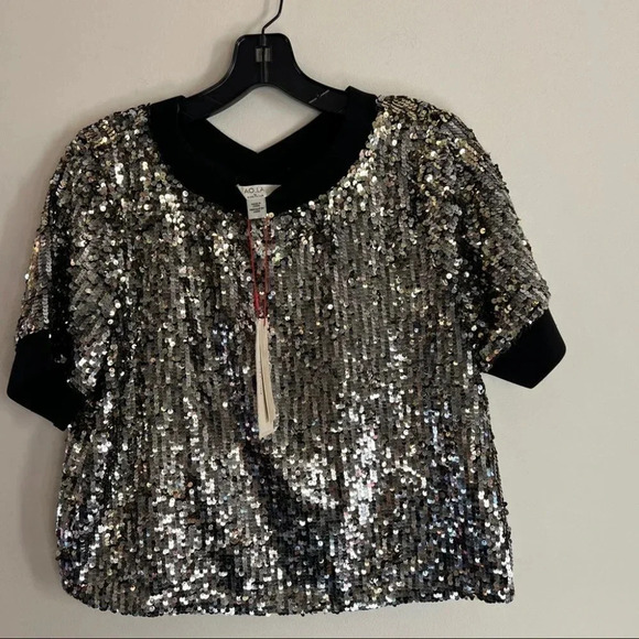 NWT Alice + Olivia Danica Sequin V Back Top - Picture 3 of 13